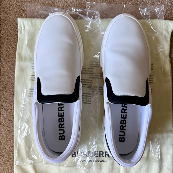Burberry Low Top Slip On Trainer on Rubber Sole Sz 15 - Picture 4 of 15